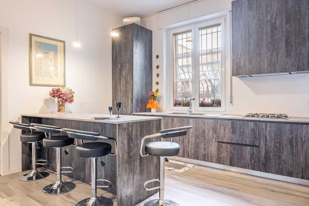 Guest Planet - Nice Flat Near Bovisa Milan Bagian luar foto