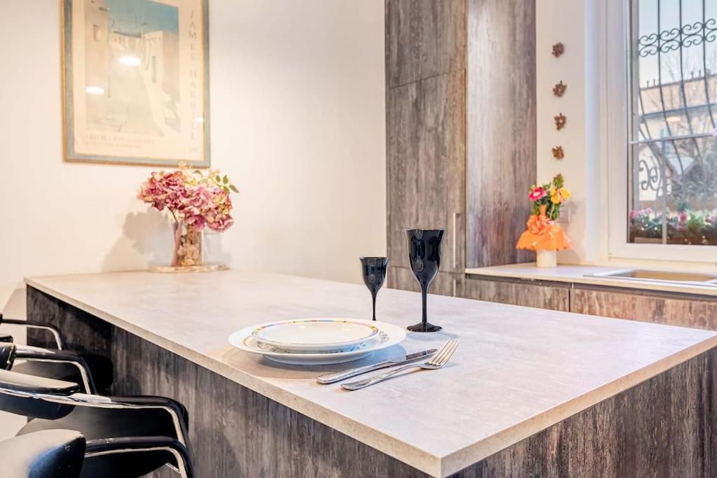 Guest Planet - Nice Flat Near Bovisa Milan Bagian luar foto