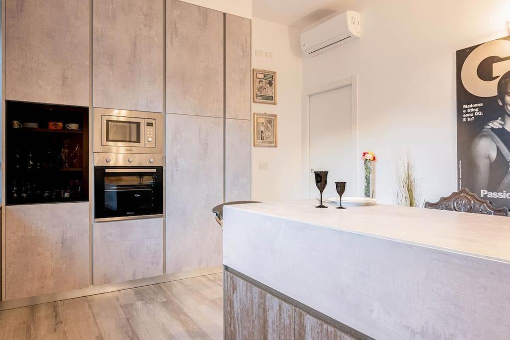 Guest Planet - Nice Flat Near Bovisa Milan Bagian luar foto